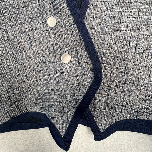 Corduroy Shark Vest - Picture 7 of 7